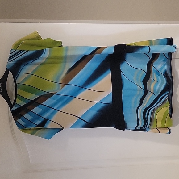 Frank Lyman Design 16 top - Picture 5 of 6